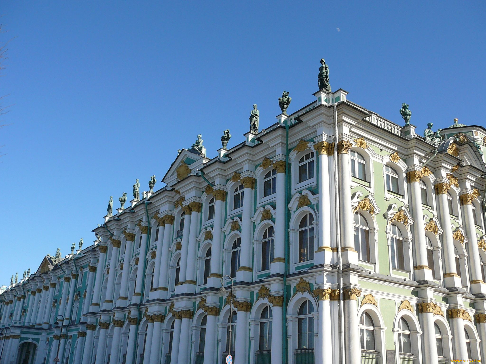 самые известные здания санкт петербурга